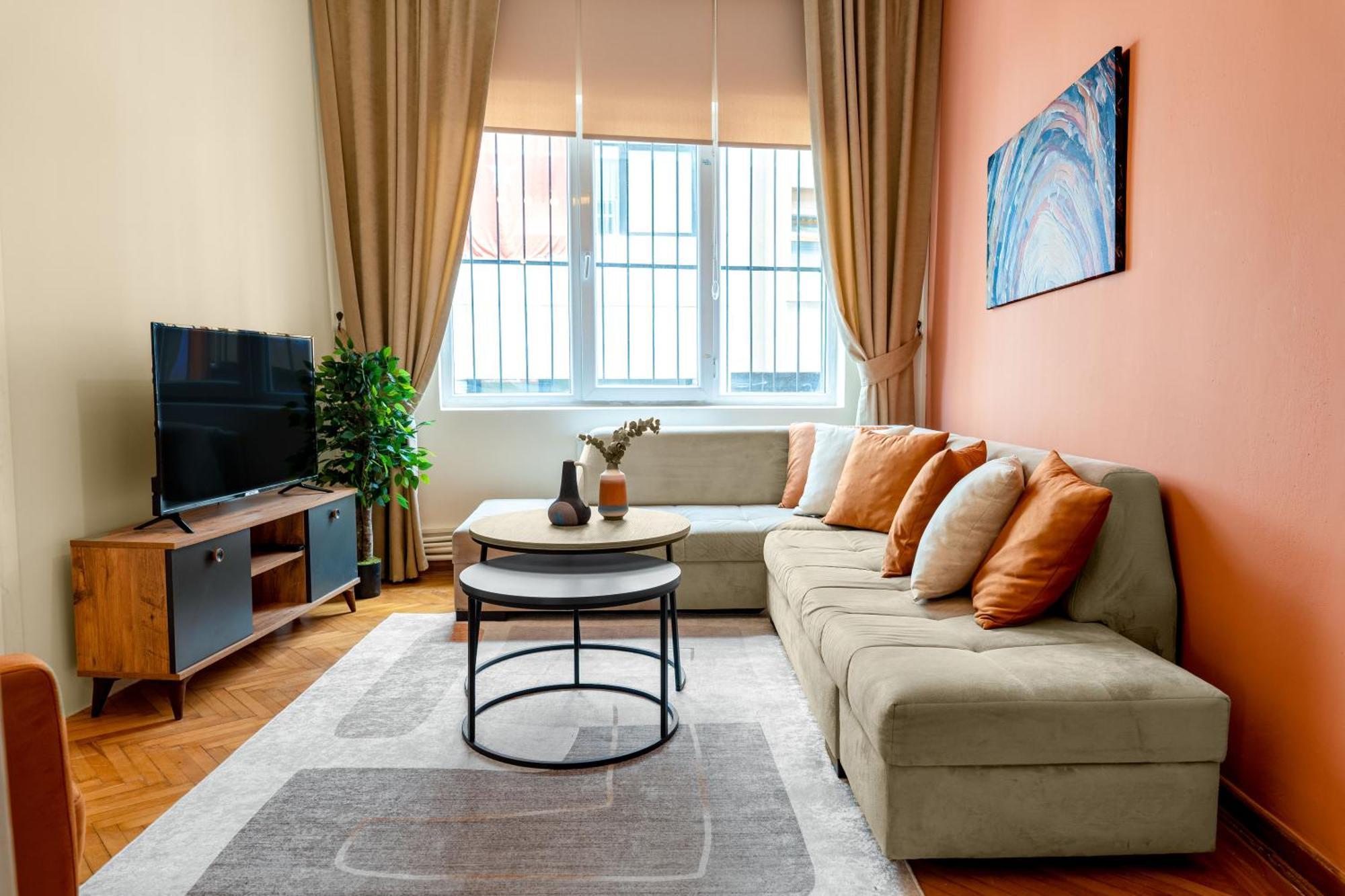 Daire Stylish And Central 2br Flat In The Heart Of Sisli *